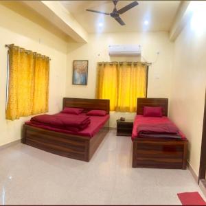 Hotel Nandi Near Shivganga