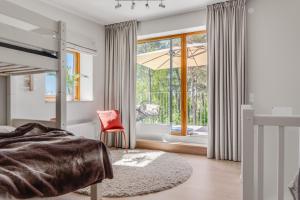 Cozy, designed, Beach House apartment