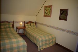 Charming 17th Century Normandy Longere in Valdallière, Calvados