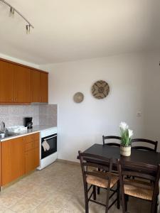 Meltemi Beach Apartment