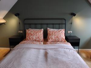 t KISTJE Bed by the Sea