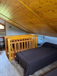 Chalet en bois à Désaignes