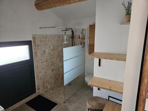 Appartements LA VASIO Hypercentre Vaison-la-Romaine - Air-conditioned : photos des chambres