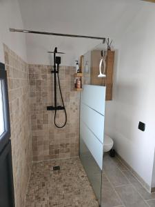 Appartements LA VASIO Hypercentre Vaison-la-Romaine - Air-conditioned : photos des chambres
