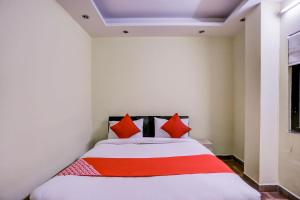 Hotel O Ashish Residency