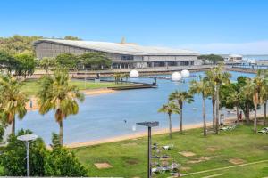 Je.wel of the Waterfront