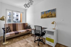 Praga Apartment - Terrace & Parking - by Rentujemy
