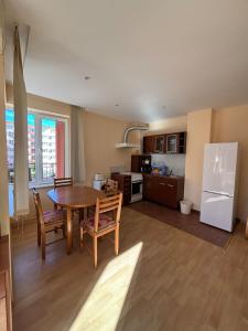 Privilege First Line Sea