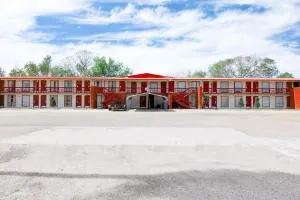 OYO Hotel Alice TX Hwy 281 West - Mathis