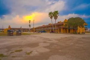 OYO Hotel Kingsville - Hwy 77 - Bishop