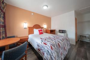 King Room room in Budget Inn Madras