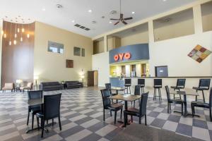 OYO Hotel Knoxville TN Cedar Bluff I-40