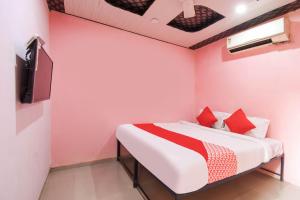 Hotel O Swastik