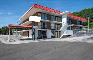 OYO Hotel Cleveland, TN - Ocoee