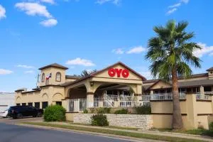 OYO Hotel McAllen Airport South - 爱丁堡