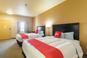 OYO Hotel Valley View TX, I-35