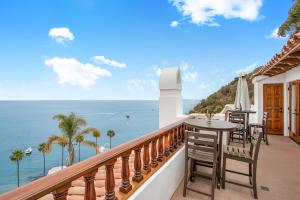 H167 - Hamilton Cove Villa 1-67