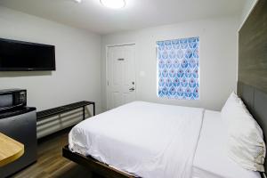 OYO Hotel Sulphur LA Hwy 90 West