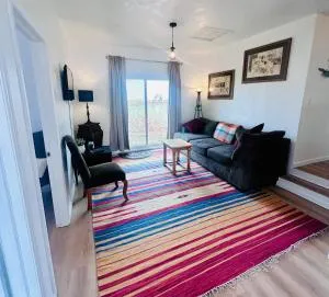Cheerful Farmhouse Apartment! - Bayfield