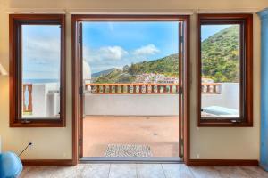 H1785 - Hamilton Cove Villa 17-85