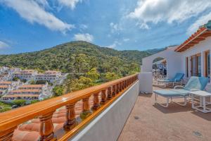 H1785 - Hamilton Cove Villa 17-85