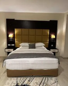 Hotel De Olive Aero Near Delhi Airport - DEL