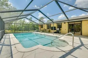 Saltwater Pool and Lanai Lehigh Acres Escape! - La Belle