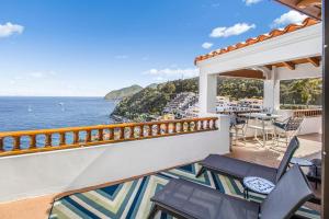 H1872 - Hamilton Cove Villa 18-72