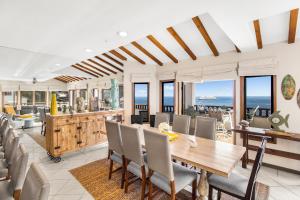 H1872 - Hamilton Cove Villa 18-72