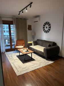 Urban Apartment Master Quart