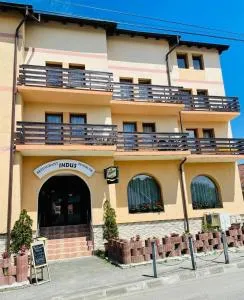 Pensiune Restaurant Indus - Doştat