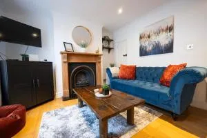 Elegant 3-Bedroom in Central Canterbury - Hackington