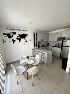 Casa exclusiva con alberca en privada Cerca de Galería - Los Cerritos