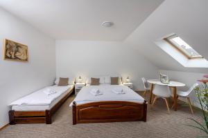 Triple Room room in Hotel Myslivna