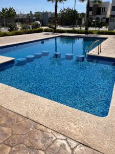 Refugio Perfecto con Alberca y seguridad Cerca Galerías!