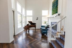 Vineyard estate with pool and amazing views