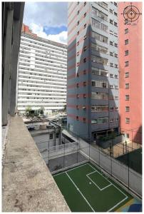 AVENIDA PAULISTA - QUARTO CASAL em Apartamento compartilhado
