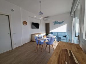 Porta del Mare Apartment Sea and city life