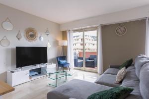 Cannes 77 - Terrasse, spacieux, clim, paisible