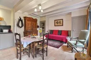 Chateau de Lourdes - La Gouesnière