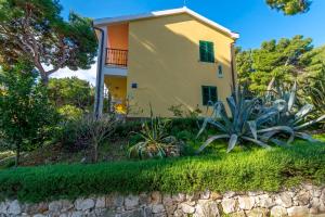 Apartments Ruzmarin - Antonija