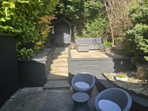 Shakespeare’s Nest - Cronton