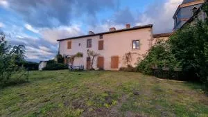Gite ancien presbytère - Châtelus