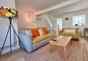 Pandora a Lovely Seaside Cottage in Newlyn sleeps 4 - 纽林