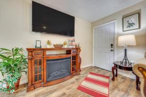 2 Mi to Dtwn Home with Game Room in St Augustine!