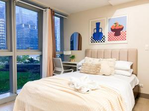 Stylish BGC Condo by Grand Hyatt #upt16k