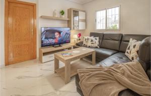 4 Bedroom Lovely Home In Orihuela Costa