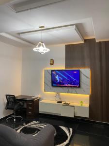 Grand Island Apartment 1