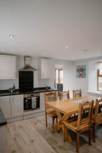 Stanloch Farmhouse - well equipped, games room, EV