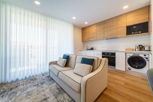 Tiles 23 Luxury Apartment & Parking by Home Sweet Home Aveiro